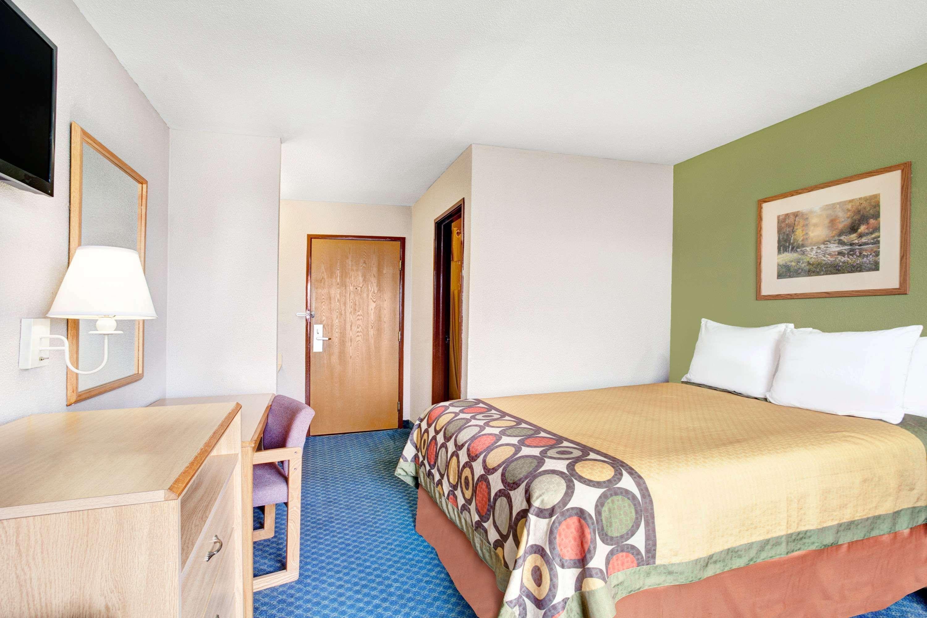 Hotel Super 8 By Wyndham West Memphis Exterior foto